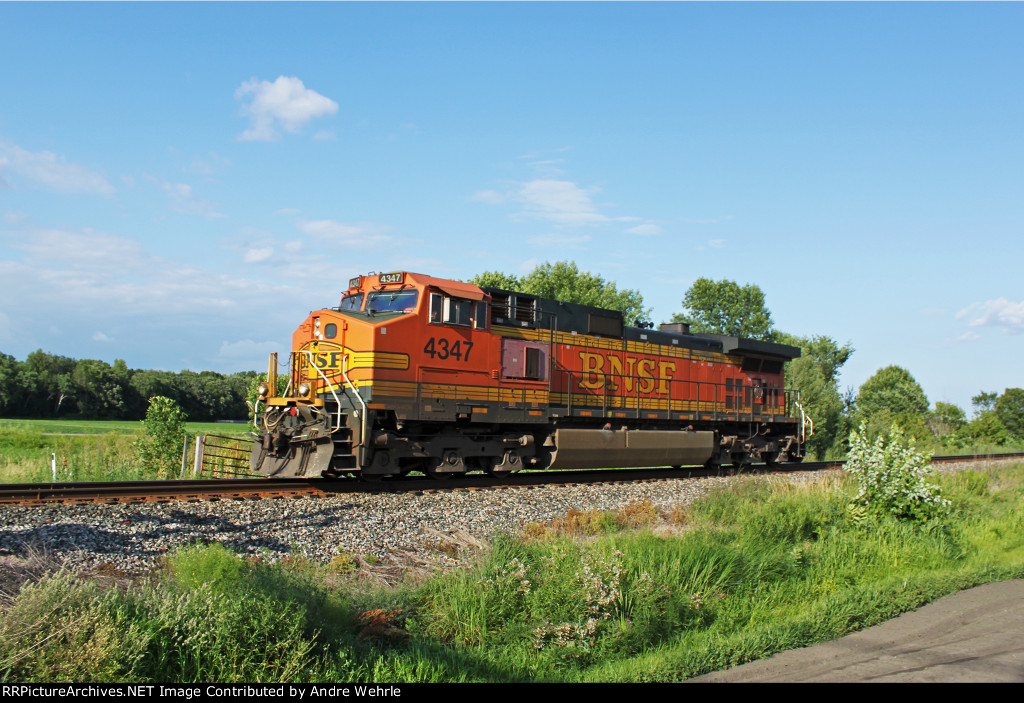 BNSF 4347 runs light west in one of the stranger moves I've seen on this line